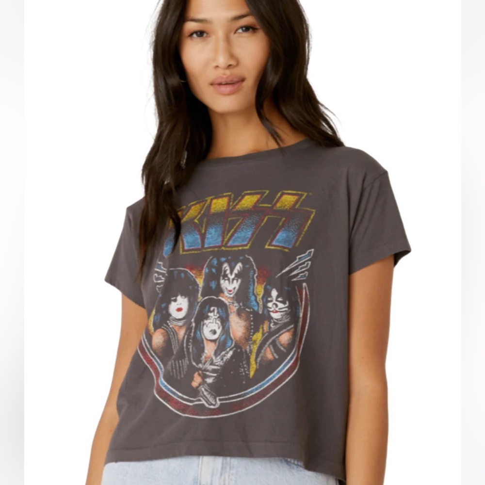 Daydreamer LA KISS ALIVE GIRLFRIEND TEE